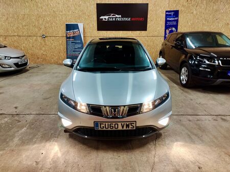 HONDA CIVIC 1.8 i-VTEC ES 5dr