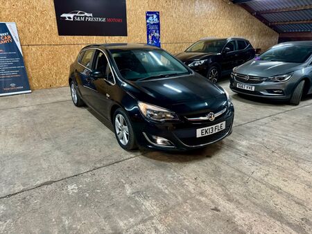 VAUXHALL ASTRA 1.6 16v SRi Euro 5 5dr