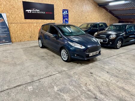 FORD FIESTA 1.0T EcoBoost Titanium Euro 5 (s/s) 5dr