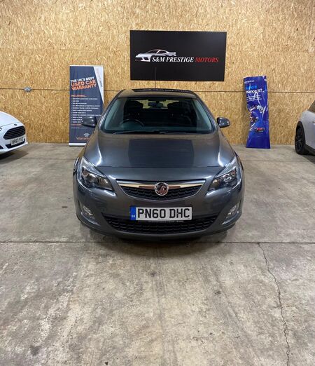 VAUXHALL ASTRA 1.6 16v SRi Auto Euro 5 5dr